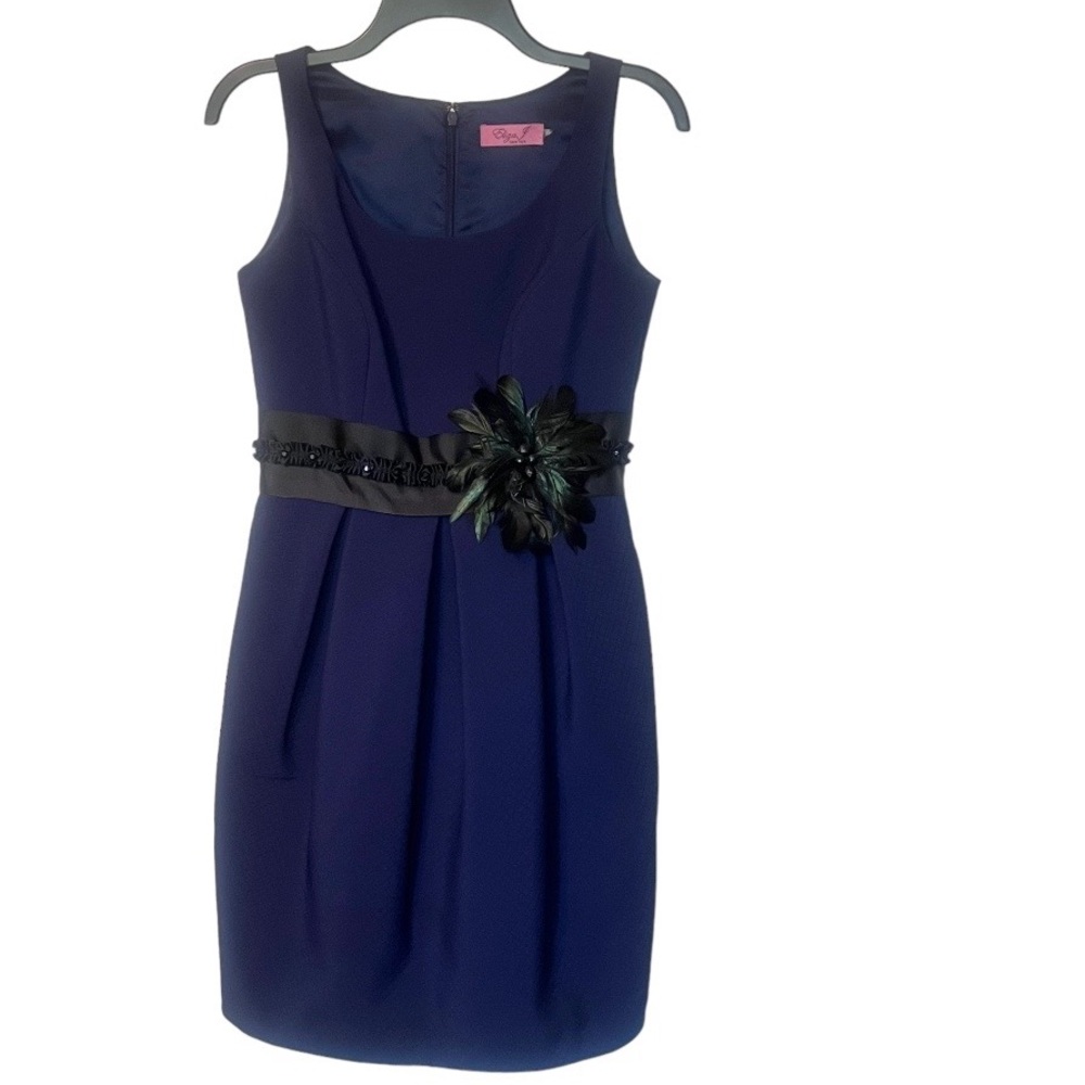 Eliza J Peacock Flower Feather Detail Dress Size 4